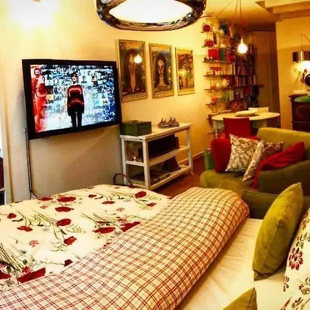 La Casetta Sui Tetti Bed & Breakfast 3*